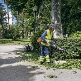 Hot Sale 🧨 Husqvarna Gas Hedge Trimmers 525HF3S 25-cu cm 2-cycle 26-in Dual-Blade Gas Hedge Trimmer 💯 -HusqvarnaJohn Deere Sales 10188449 scaled