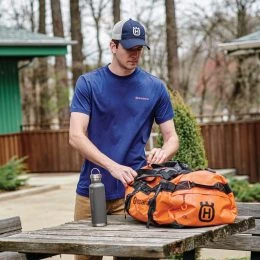 Brand new ✨ Husqvarna Water Bottles & Mugs Xplorer 22-fl oz Stainless Steel Insulated Water Bottle 🎉 -HusqvarnaJohn Deere Sales 45375580 scaled